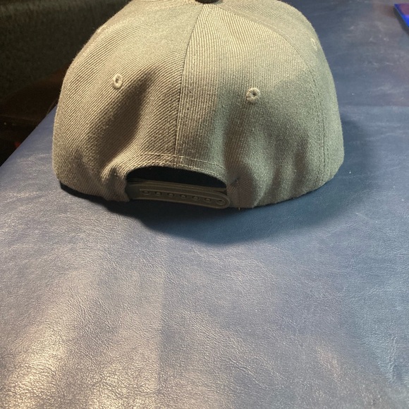 DC Comics Cyborg Baseball Hat Cap Adjustable Prize Six Flags - Picture 3 of 5